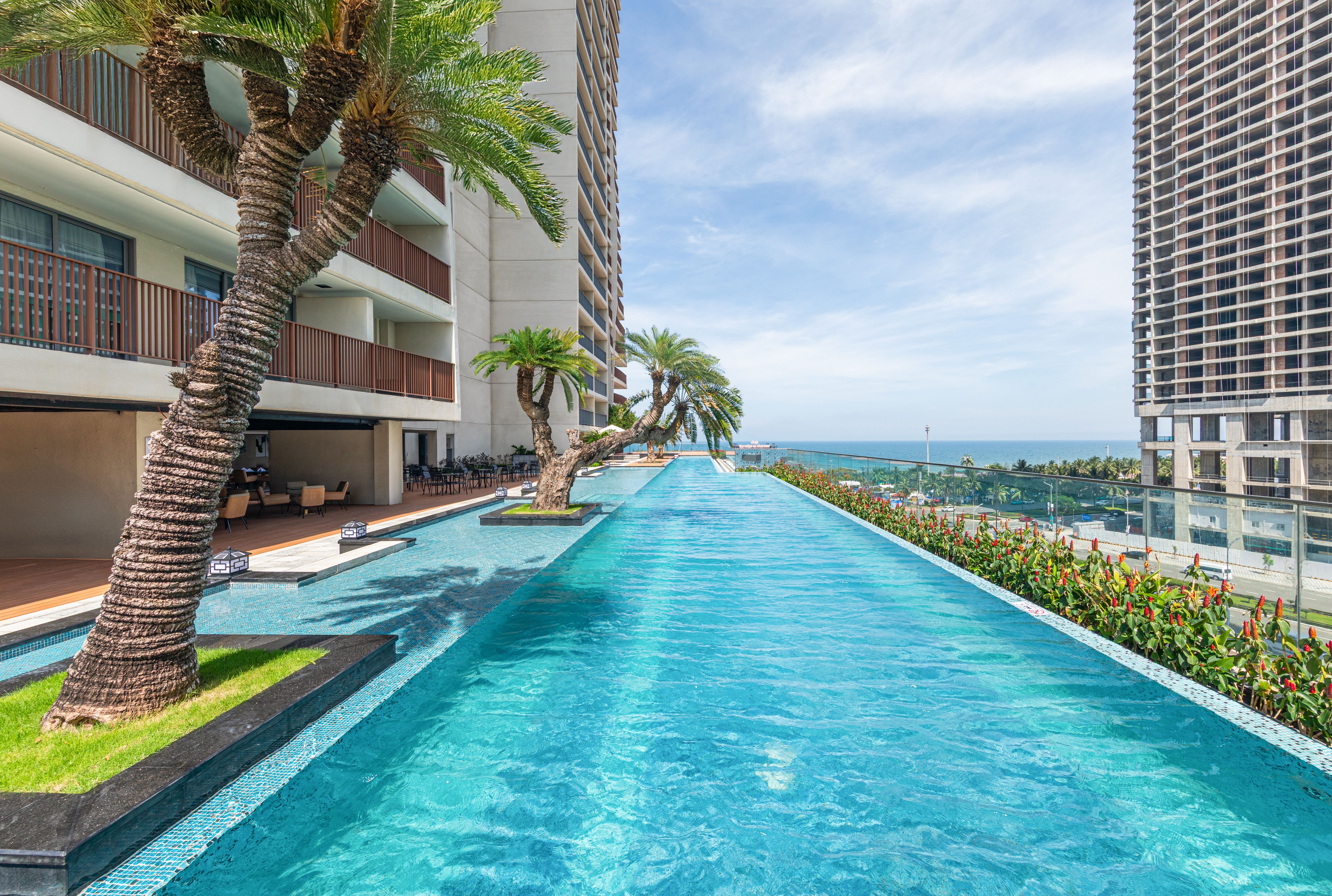 Outdoor Swimming Pool